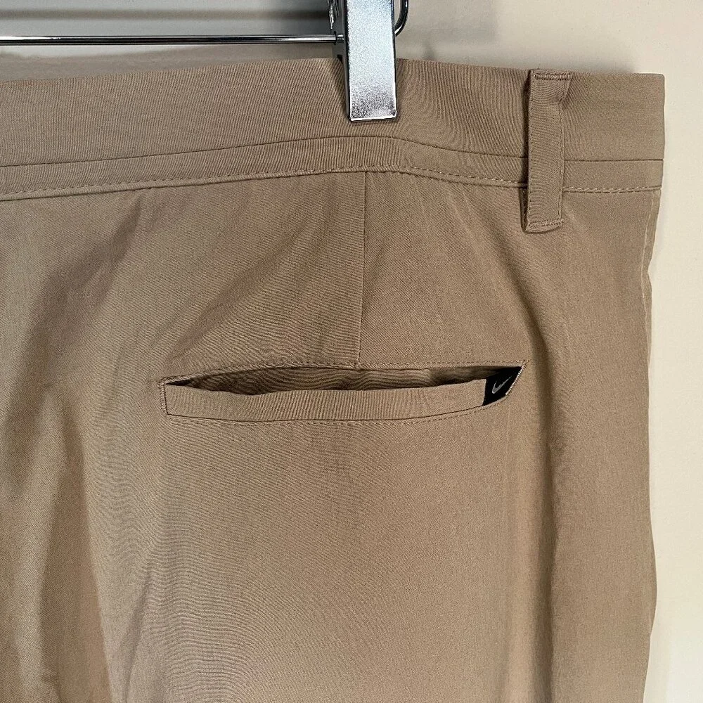 ⛳ Nike Golf Men’s Performance Pants 40x30 Tan Khaki Standard Fit 🏌️